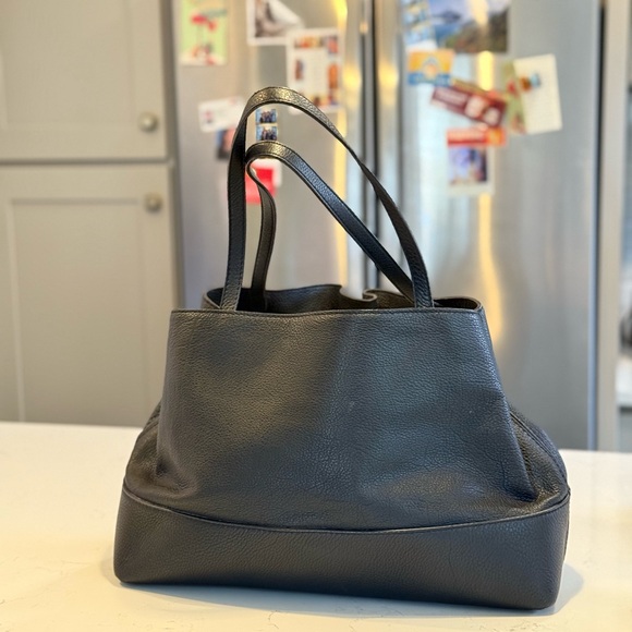 Kate Spade Black Leather Bow Bag - Picture 2 of 8